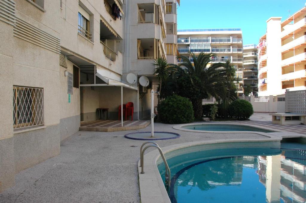Apartamentos Indasol Салоу Екстер'єр фото