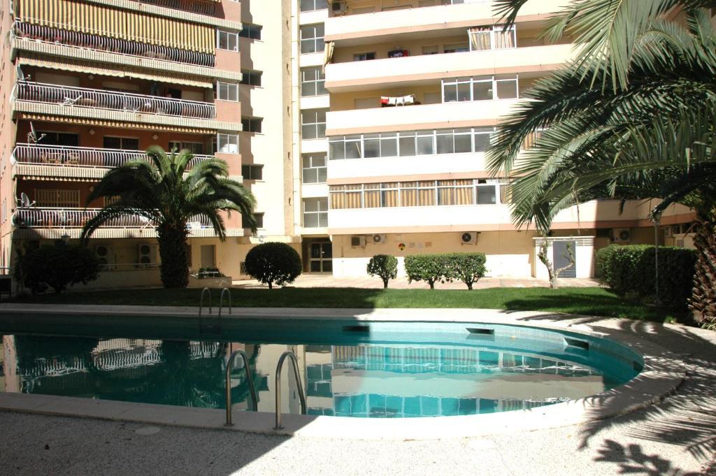 Apartamentos Indasol Салоу Екстер'єр фото